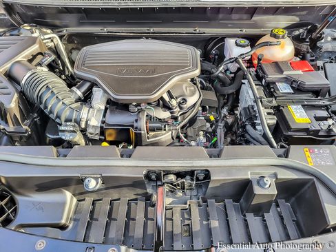 Used 2023 GMC Acadia AT4 w/ Technology Package image 39