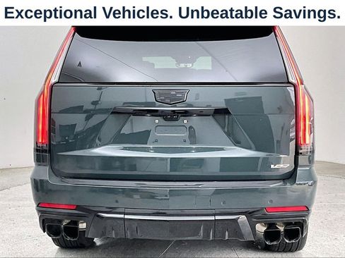 Used 2026 Cadillac Escalade V AWD/4WD image 7