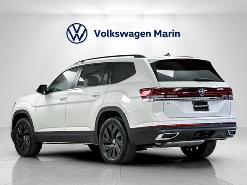 New 2026 Volkswagen Atlas SE image 3