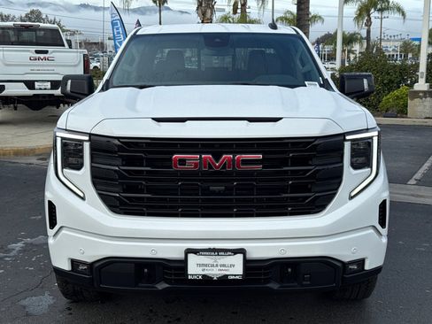 New 2026 GMC Sierra 1500 Elevation image 5