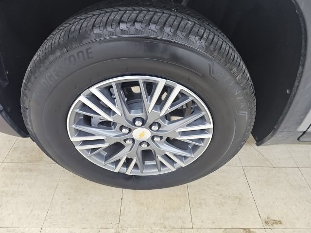 Used 2026 Chevrolet Traverse LT w/ Driver Confidence Package FWD image 23