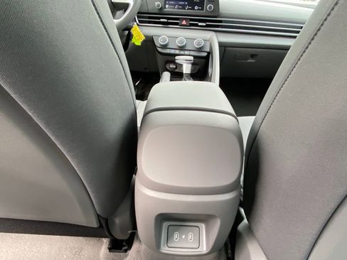 New 2026 Hyundai Elantra SE FWD image 26