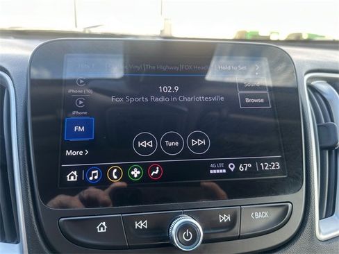 Used 2023 Chevrolet Malibu LT image 16