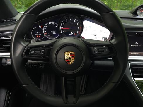 Used 2023 Porsche Panamera 4 Platinum Edition w/ Assistance Package AWD/4WD image 33