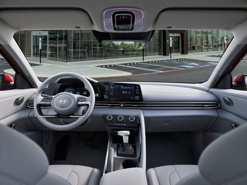 New 2026 Hyundai Elantra SE image 11