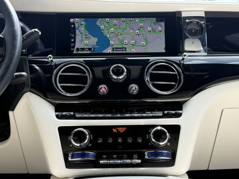 Used 2022 Rolls-Royce Ghost image 40