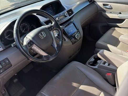 Used 2016 Honda Odyssey EX-L image 18
