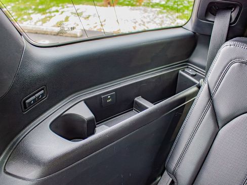 Used 2021 Ford Expedition Limited image 38