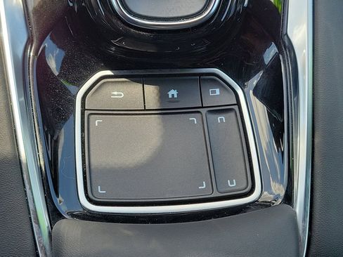 Used 2025 Acura RDX SH-AWD image 27