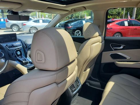 Used 2024 Acura RDX SH-AWD image 12