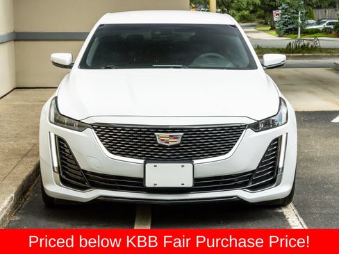 Used 2022 Cadillac CT5 Luxury RWD image 2