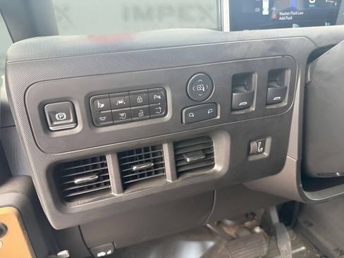 Used 2024 Chevrolet Brightdrop 600 w/ Battery Pack, Max Range AWD/4WD image 10