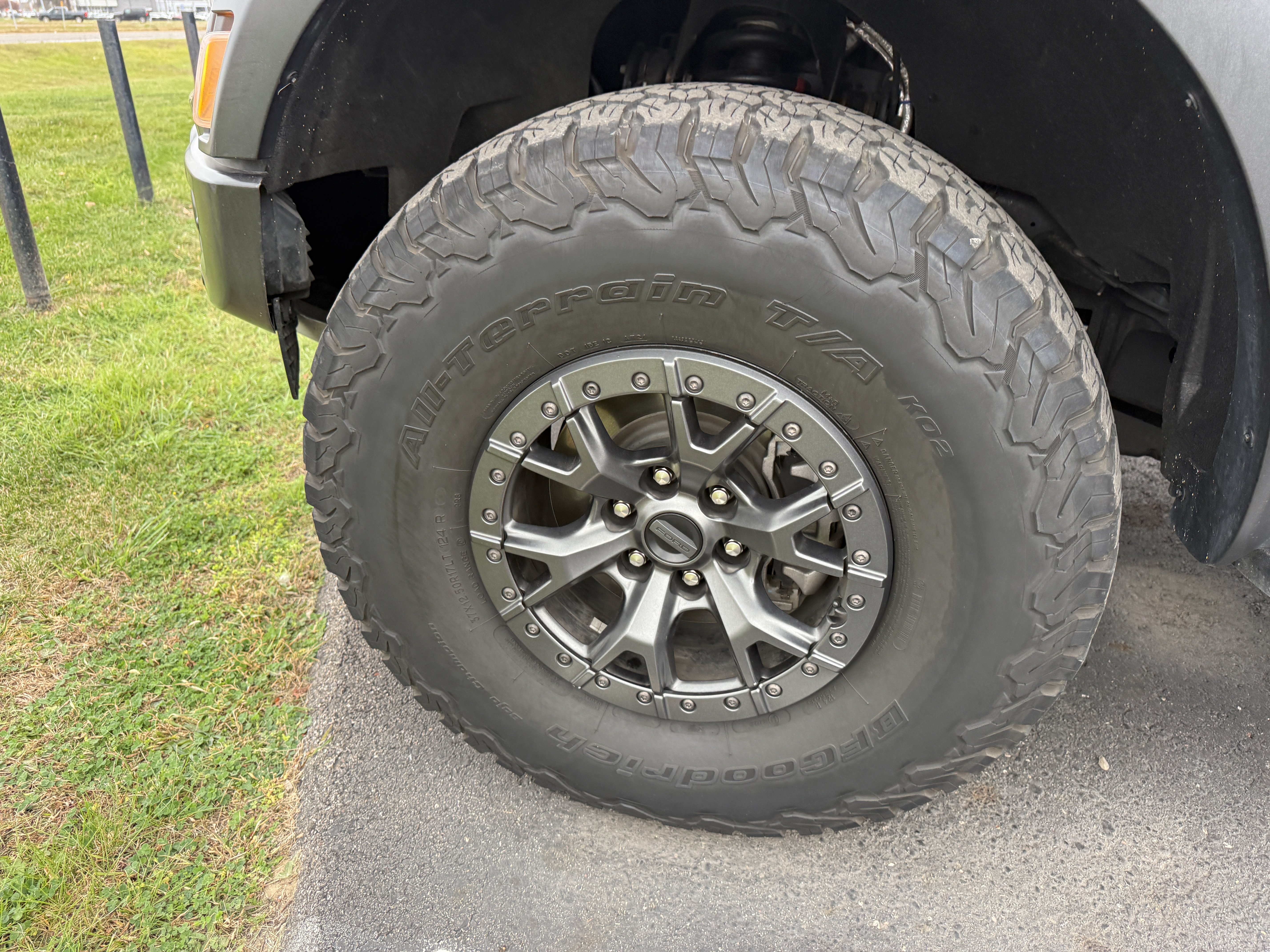 Used 2021 Ford F150 Raptor w/ Raptor 37 Performance Package AWD/4WD image 10