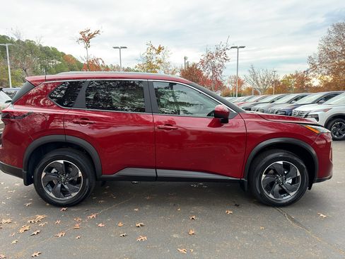 New 2026 Nissan Rogue SV image 8