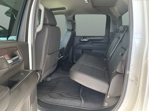 Used 2024 GMC Sierra 2500 SLT w/ SLT Convenience Package AWD/4WD image 16