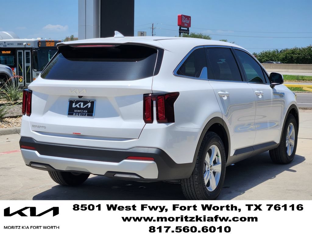 New 2026 Kia Sorento LX FWD image 3