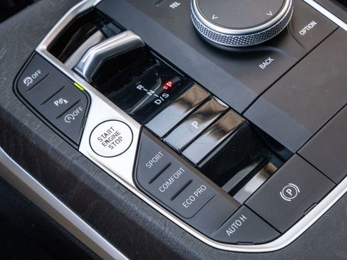 Used 2024 BMW 330i Sedan image 20