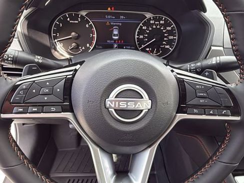 New 2025 Nissan Altima 2.5 SR image 30