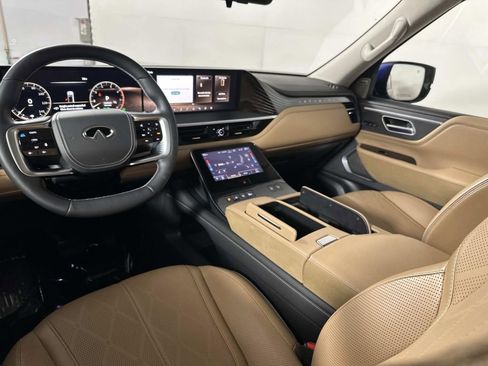New 2025 INFINITI QX80 Sensory image 2