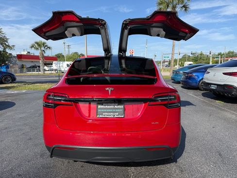 Used 2022 Tesla Model X Plaid AWD/4WD image 6