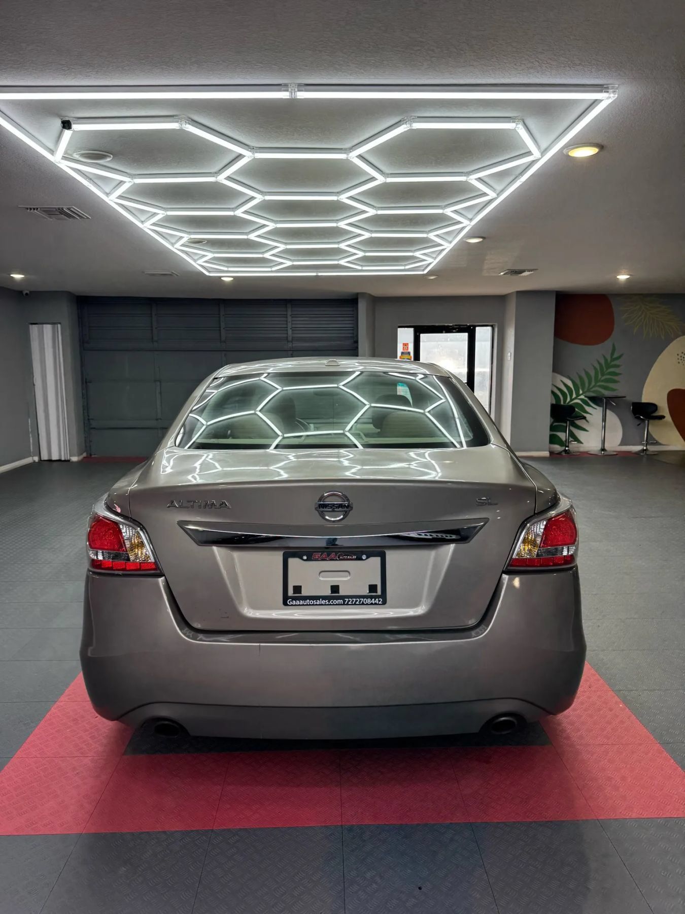 Used 2015 Nissan Altima 2.5 SL w/ Technology Package FWD image 6