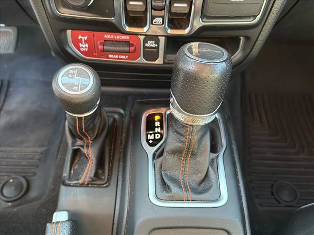 Used 2023 Jeep Gladiator Mojave AWD/4WD image 16