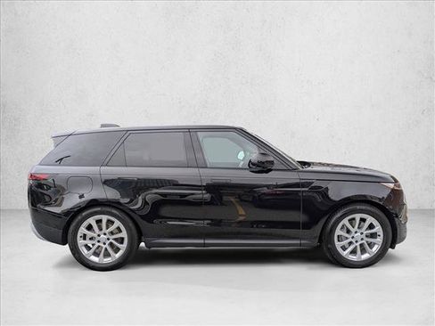 Certified 2025 Land Rover Range Rover Sport SE image 4