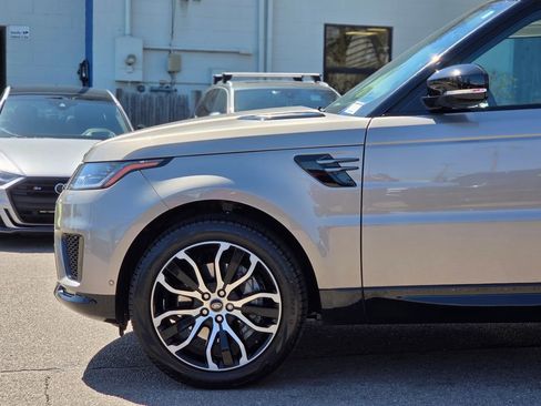 Used 2022 Land Rover Range Rover Sport HSE Silver Edition image 10