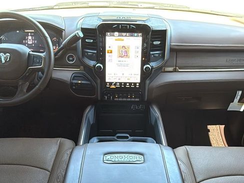 Used 2024 RAM 3500 Limited w/ Towing Technology Group image 16