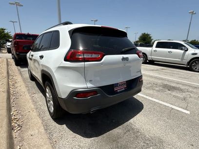 Used 2016 Jeep Cherokee Sport