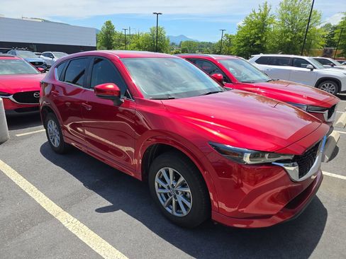 Certified 2025 MAZDA CX-5 AWD 2.5 S w/ Preferred Package image 1