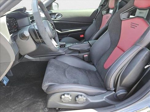New 2024 Nissan Z NISMO w/ Floor Mat Package image 12
