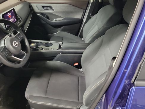 Used 2023 Nissan Rogue S image 16