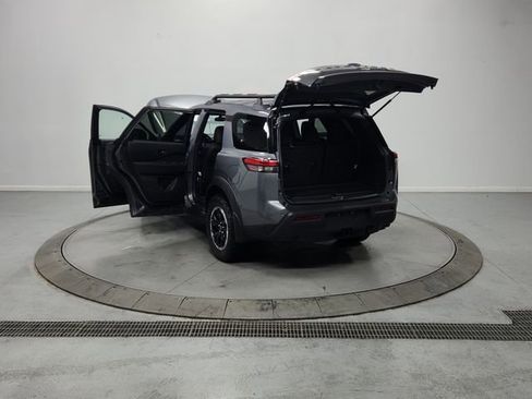 Used 2024 Nissan Pathfinder Rock Creek AWD/4WD image 13
