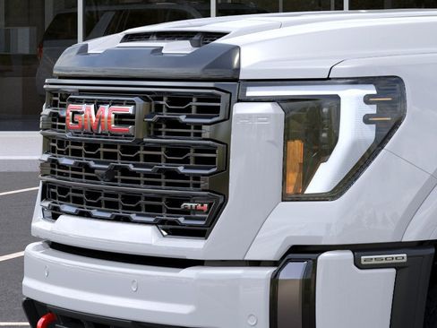 New 2026 GMC Sierra 2500 AT4 w/ AT4 Premium Plus Package AWD/4WD image 13