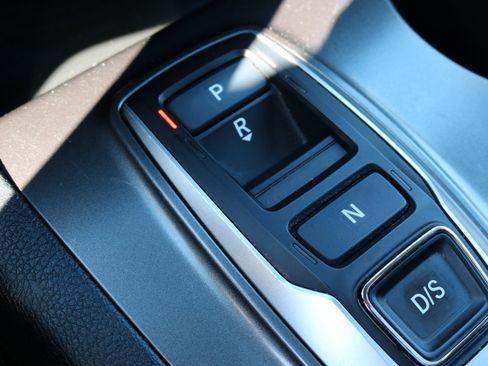 Used 2022 Honda Pilot EX-L image 18