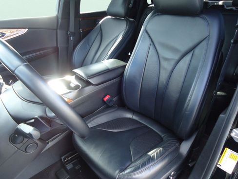 Used 2017 Lincoln MKX Select w/ Select Plus Package image 23