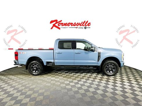 Used 2023 Ford F250 Lariat w/ Sport Appearance Package image 8