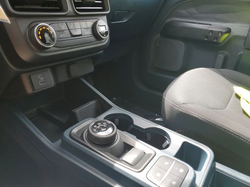 Used 2022 Ford Maverick XL image 27