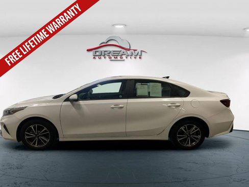 Used 2024 Kia Forte LXS FWD image 13