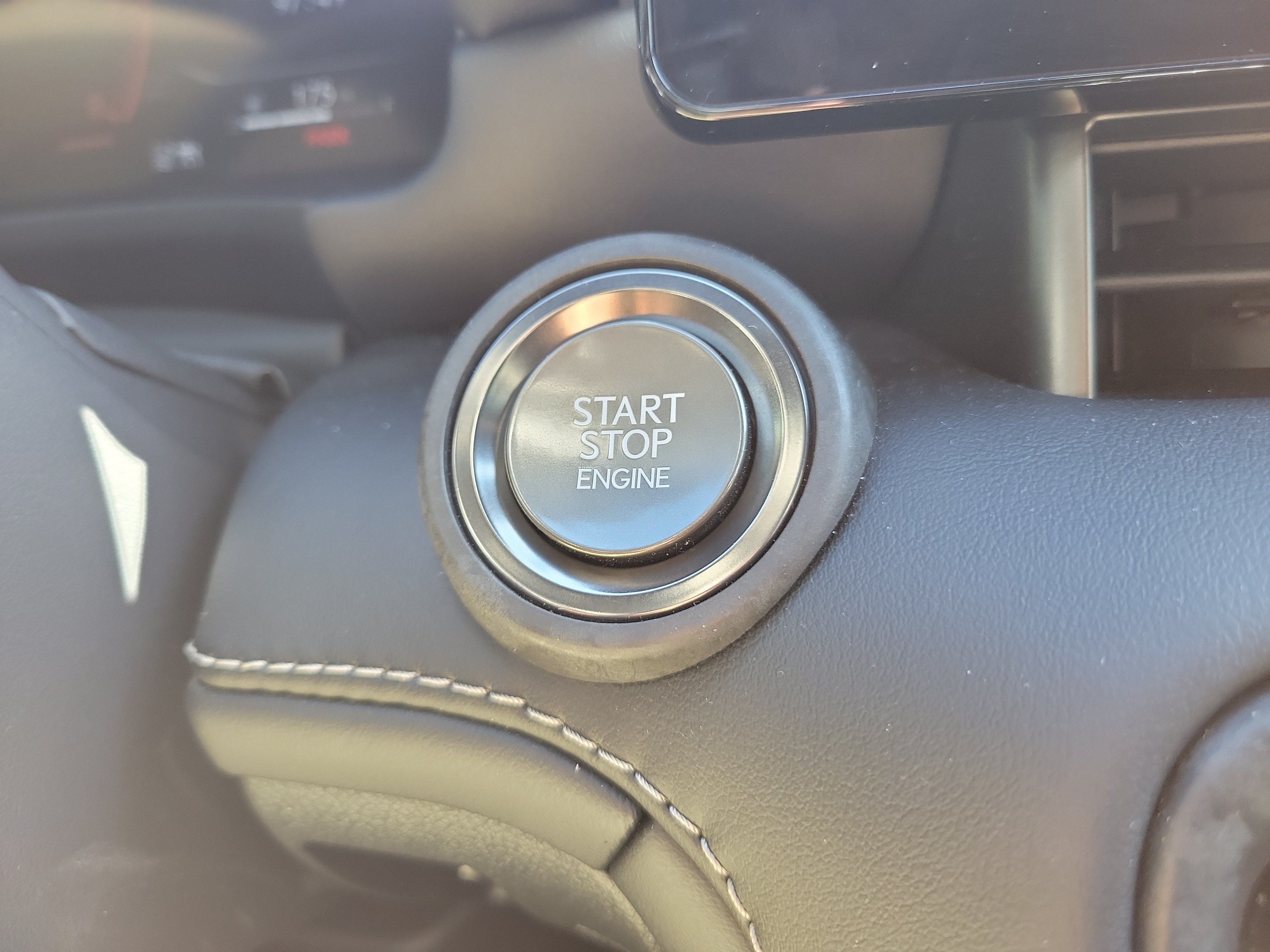 Used 2026 Lexus IS 350 F Sport w/ Accessory Package Z1 RWD image 31
