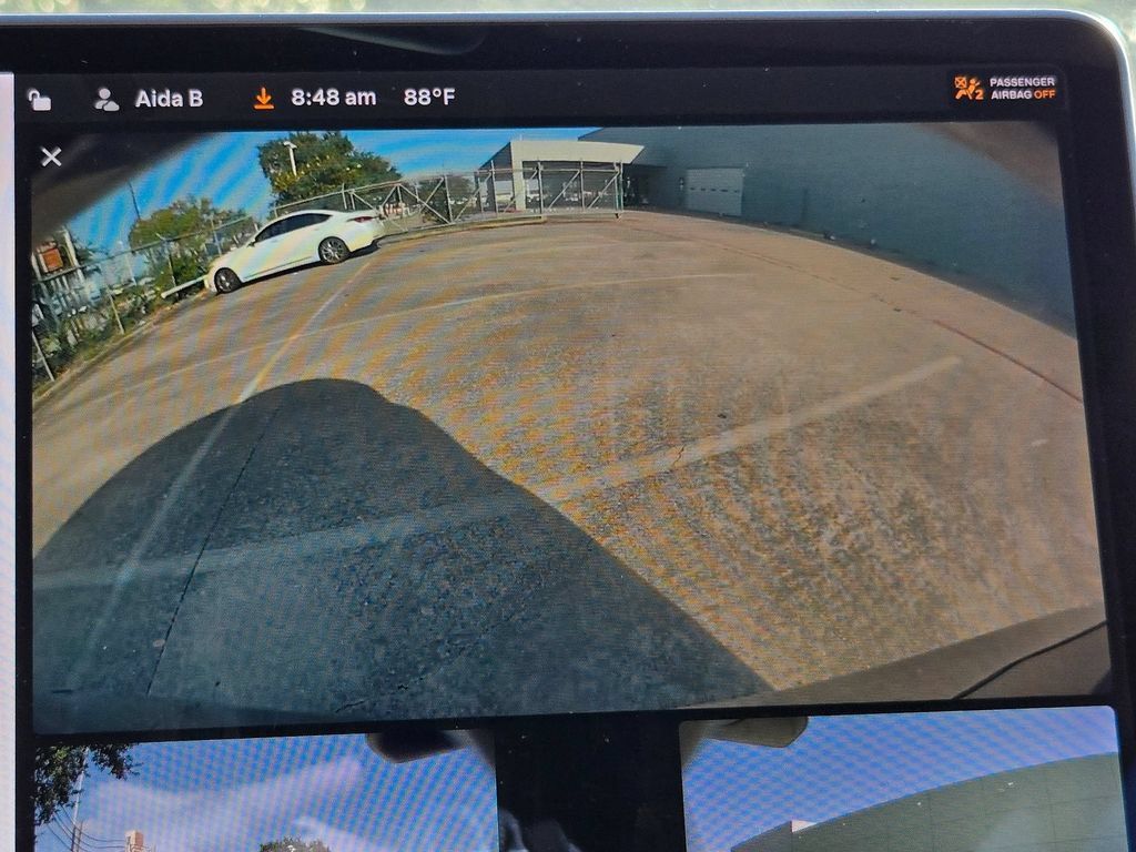 Used 2021 Tesla Model Y Long Range AWD/4WD image 20