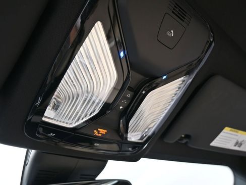 Used 2025 BMW 330i 330i image 22