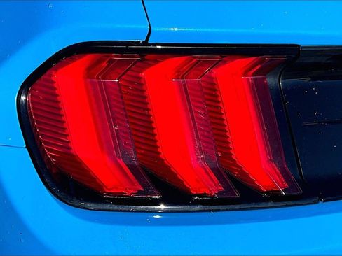 Used 2022 Ford Mustang GT Premium w/ Equipment Group 401A image 30