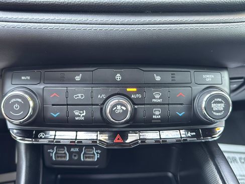 Used 2021 Dodge Durango GT AWD/4WD image 17