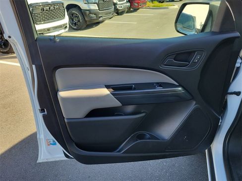 Used 2017 Chevrolet Colorado W/T w/ WT Convenience Package image 9