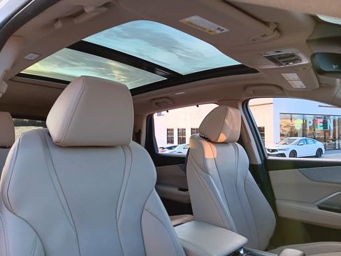 Used 2023 Acura MDX SH-AWD w/ Technology Package image 12