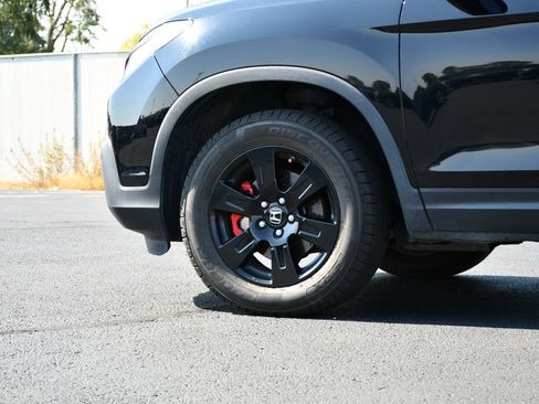 Used 2017 Honda Ridgeline Black Edition image 12