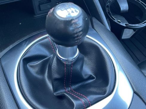 Used 2019 MAZDA MX-5 Miata RF Grand Touring w/ GT-S Package RWD image 13