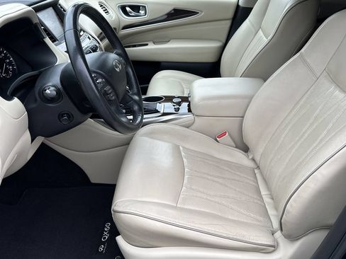 Used 2019 INFINITI QX60 Luxe w/ Sensory Package AWD/4WD image 14